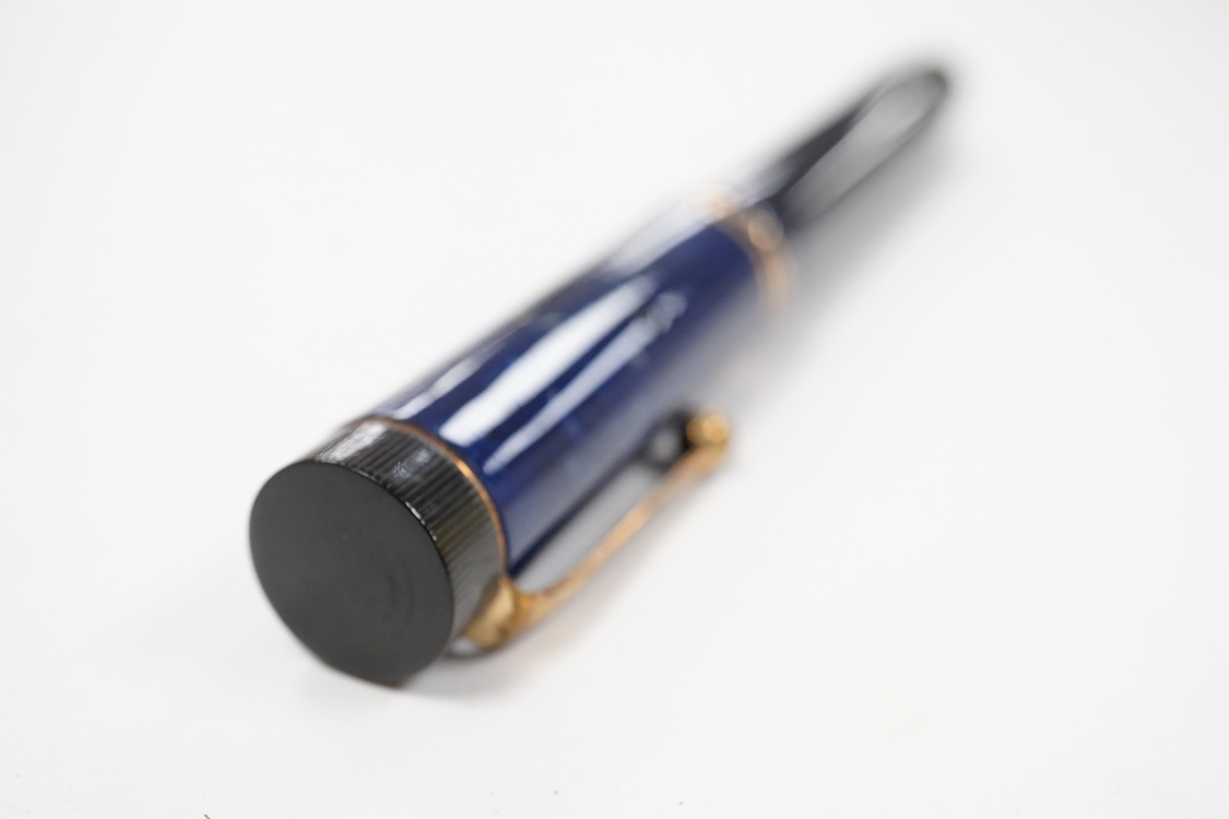A Parker Snr Duofold Lucky Curve fountain pen in lapis blue